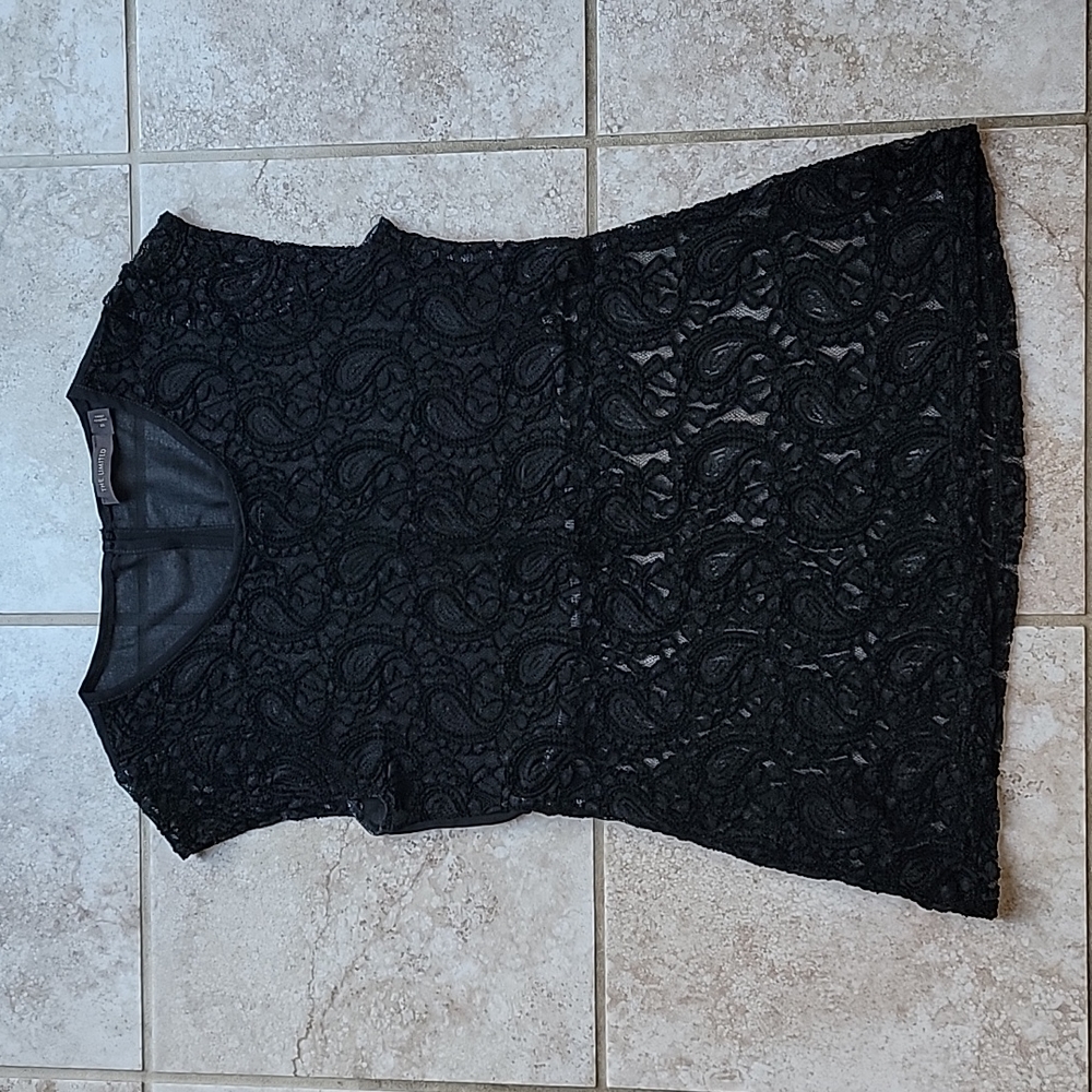 The Limited Lace Cap Sleeve Top